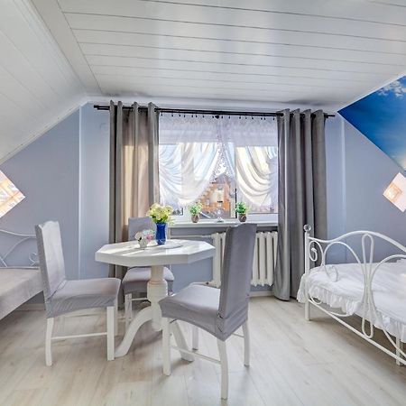 Apartamenty U Romana Тилич Екстериор снимка