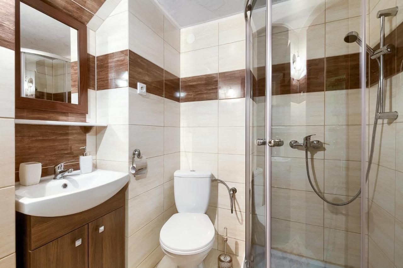 Apartamenty U Romana Тилич Екстериор снимка