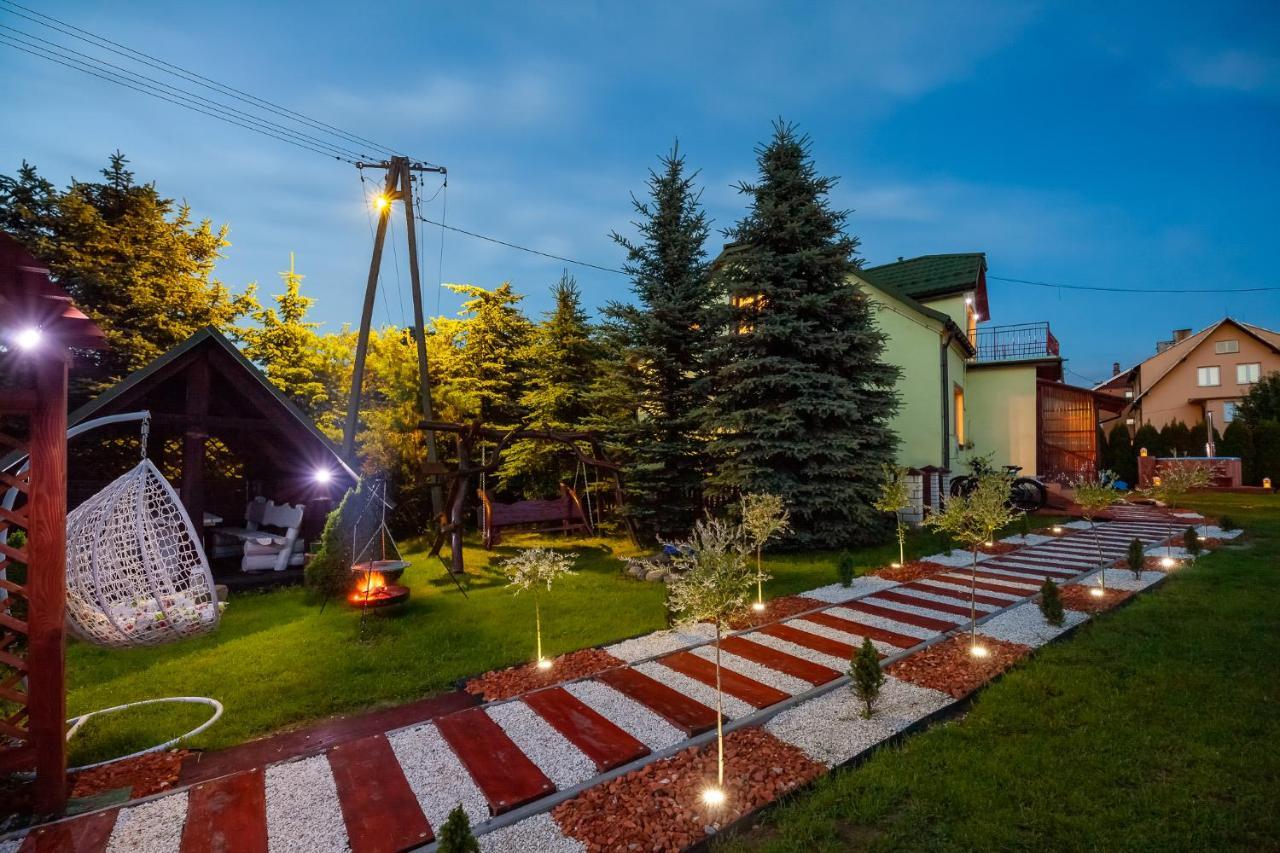 Apartamenty U Romana Тилич Екстериор снимка