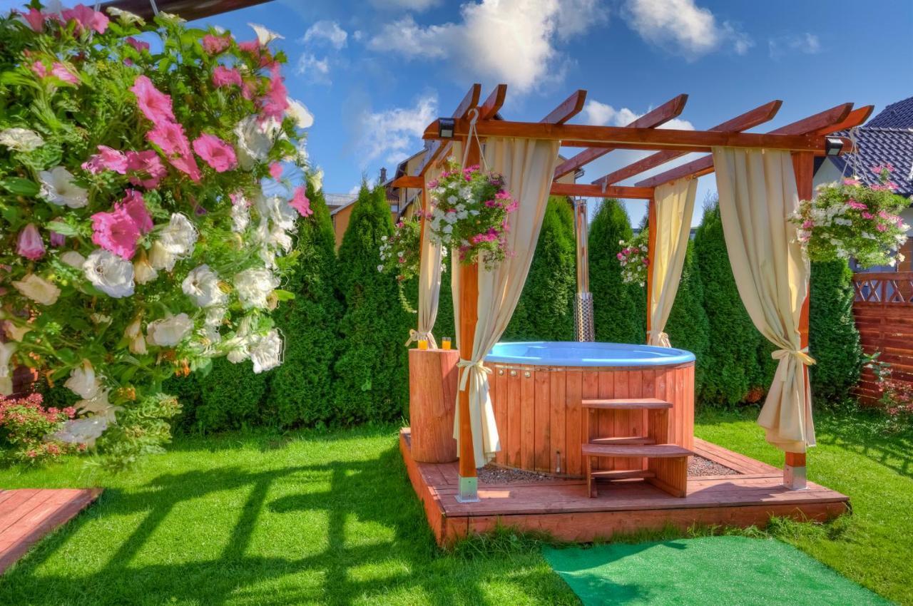 Apartamenty U Romana Тилич Екстериор снимка