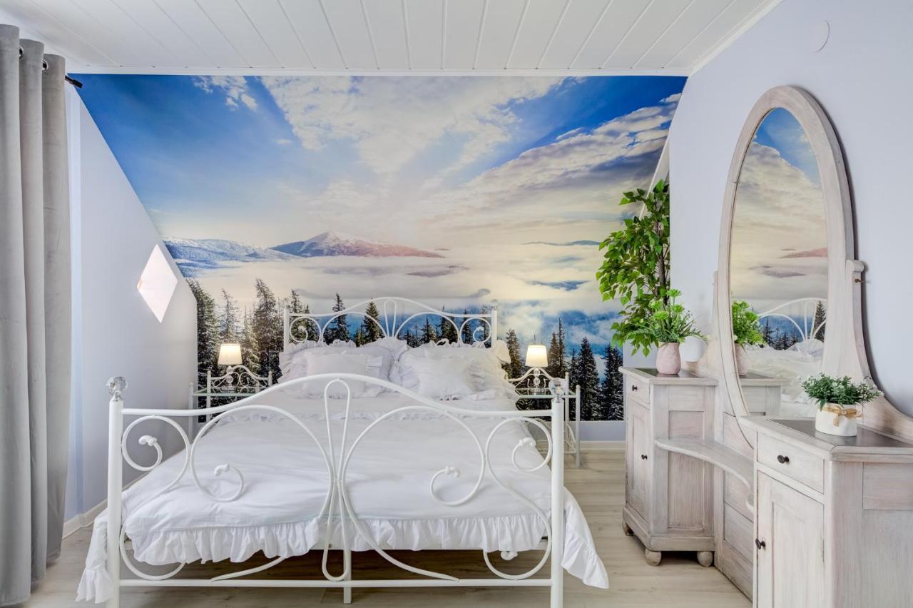 Apartamenty U Romana Тилич Екстериор снимка