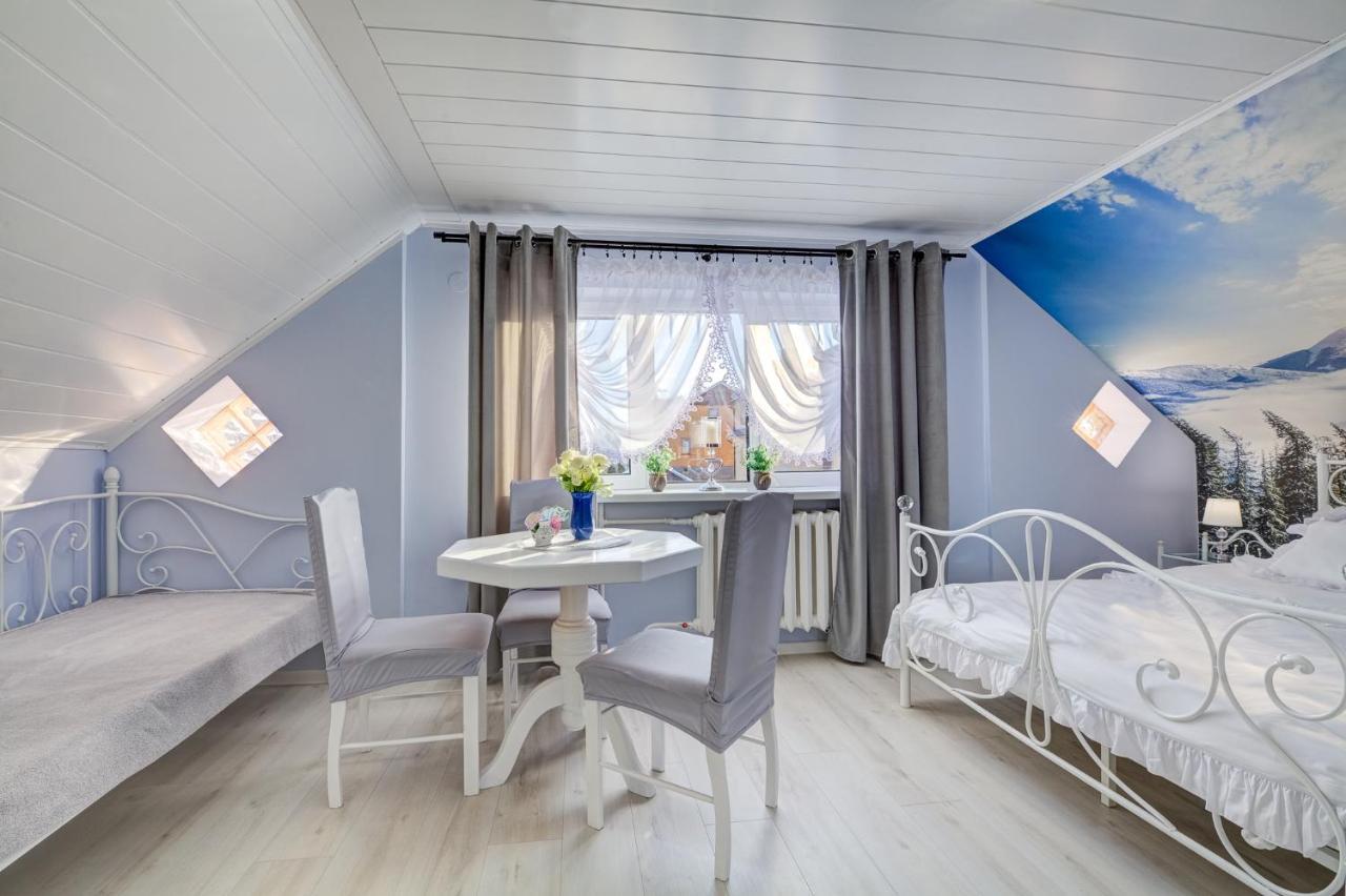 Apartamenty U Romana Тилич Екстериор снимка